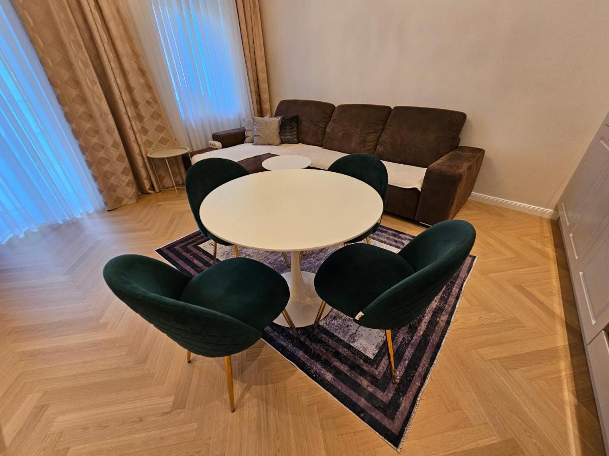 Herz Von Wien Mariahilfer Viena Exterior foto